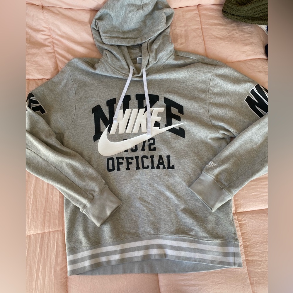 Nike 1972 Gray Hoodie- Size M